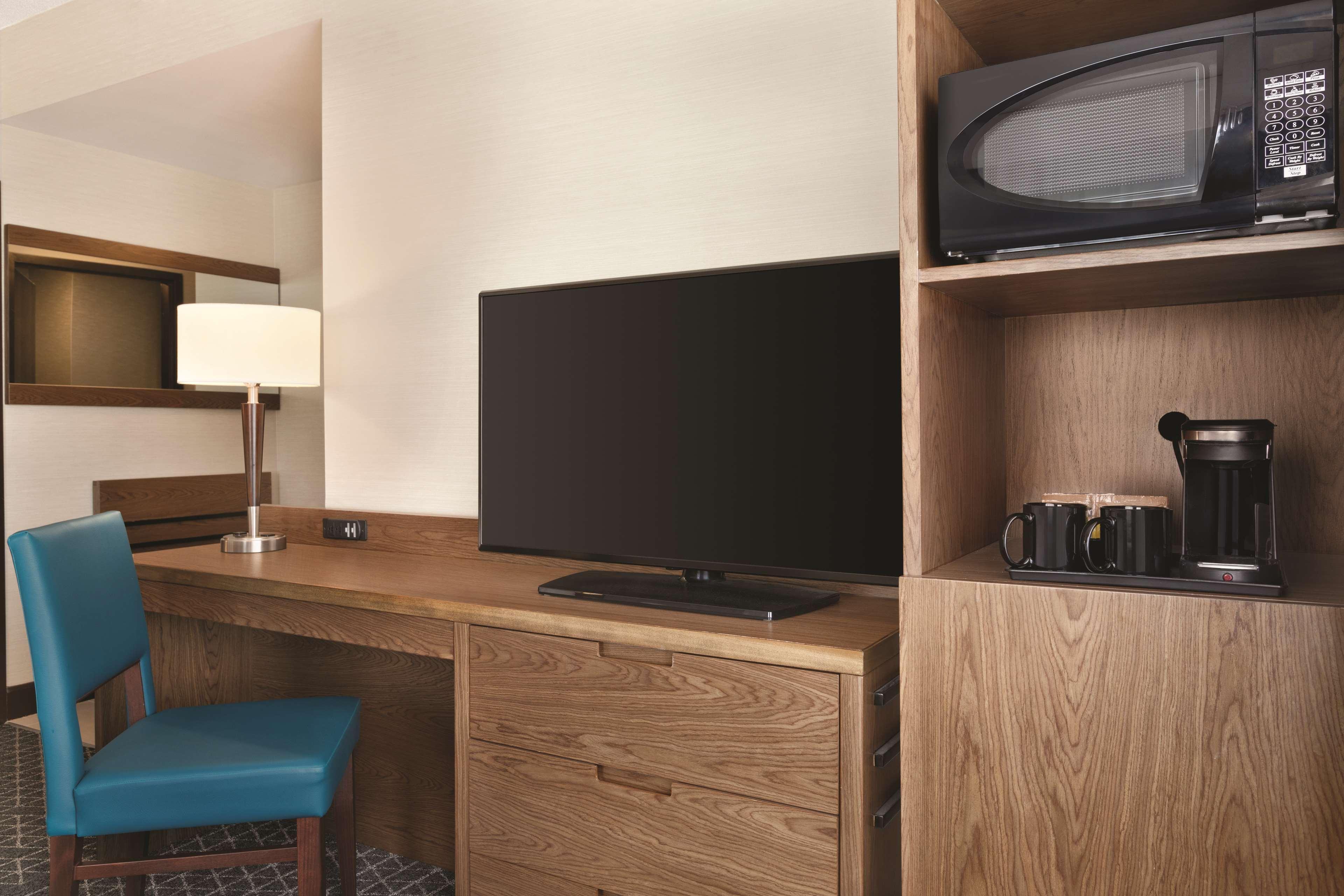 Park Inn By Radisson Brampton, On Екстер'єр фото