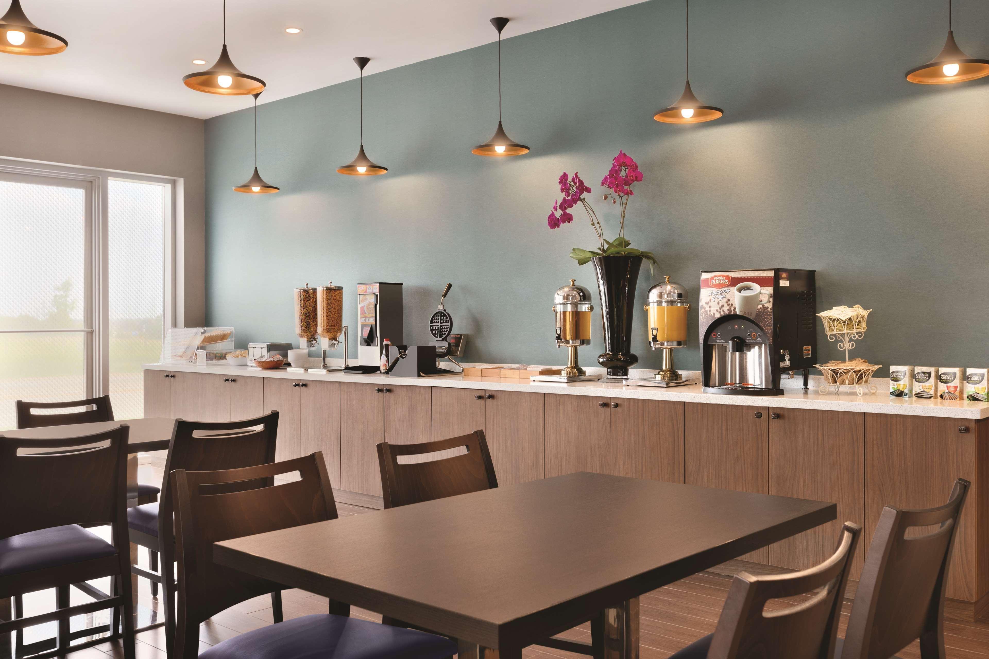 Park Inn By Radisson Brampton, On Екстер'єр фото